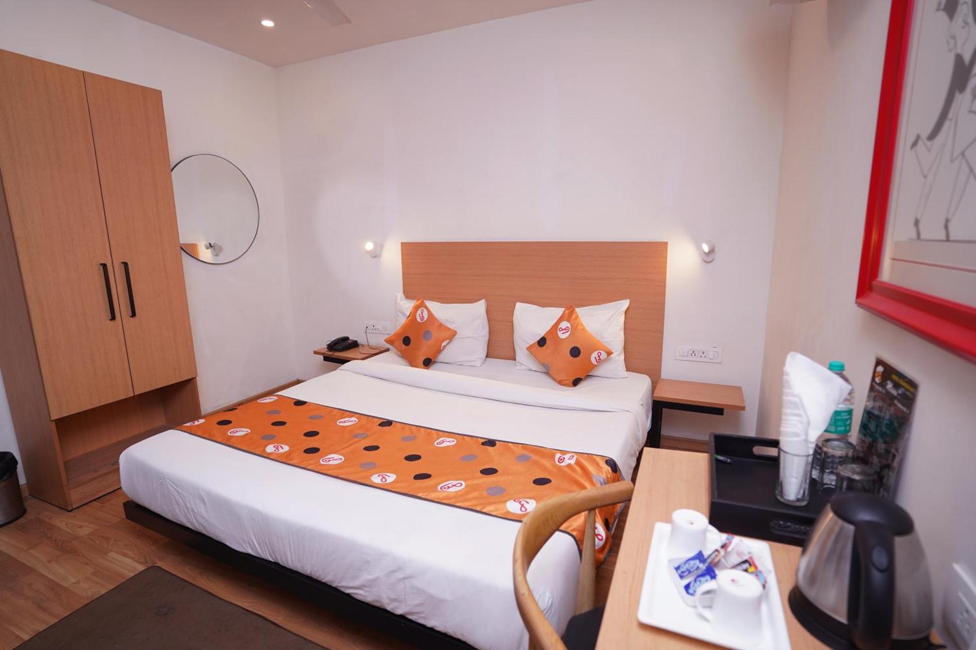 Hotel Mira Residency- Outer Ring Road, Paschim Vihar Делхи Екстериор снимка