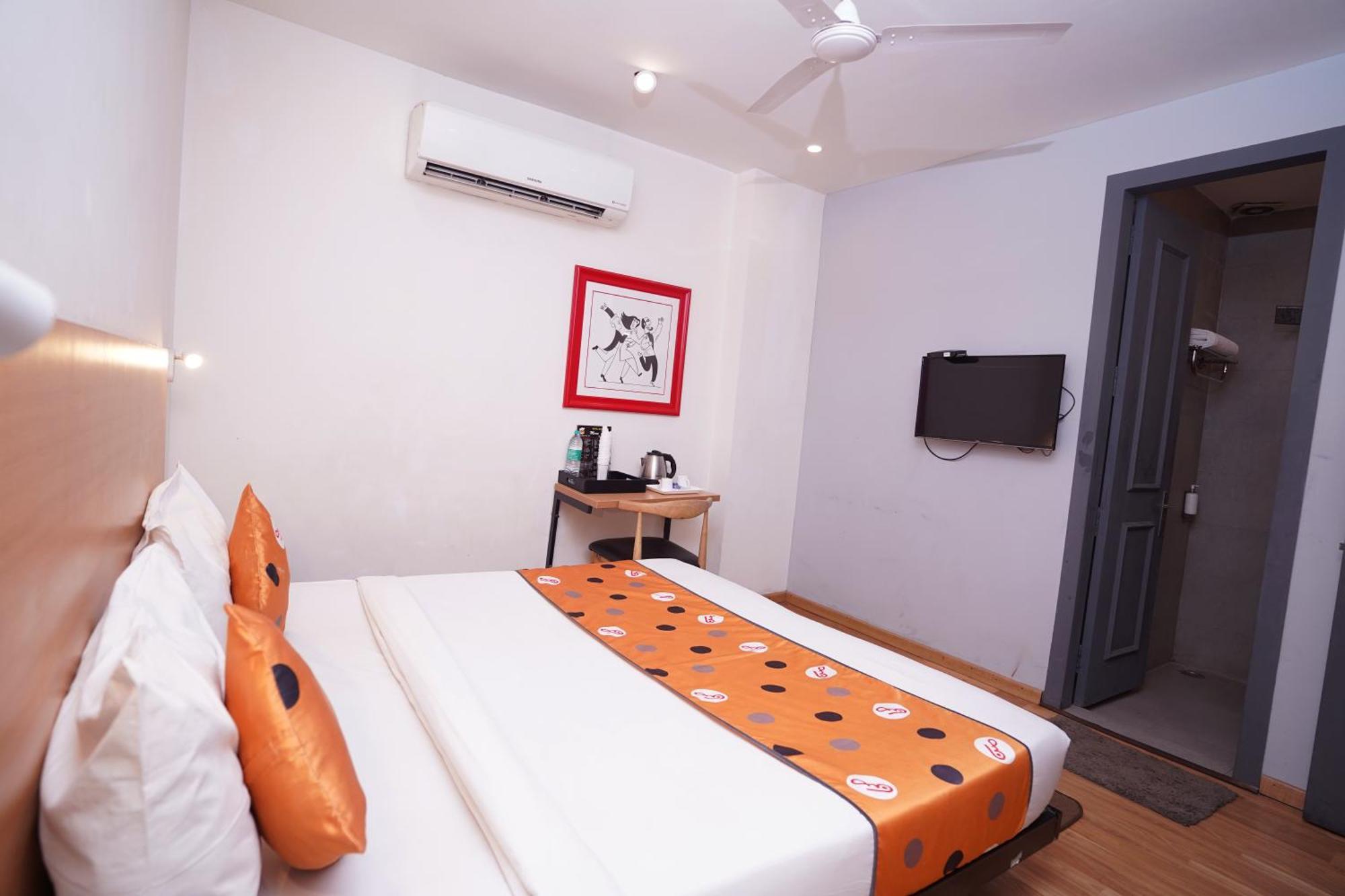 Hotel Mira Residency- Outer Ring Road, Paschim Vihar Делхи Екстериор снимка