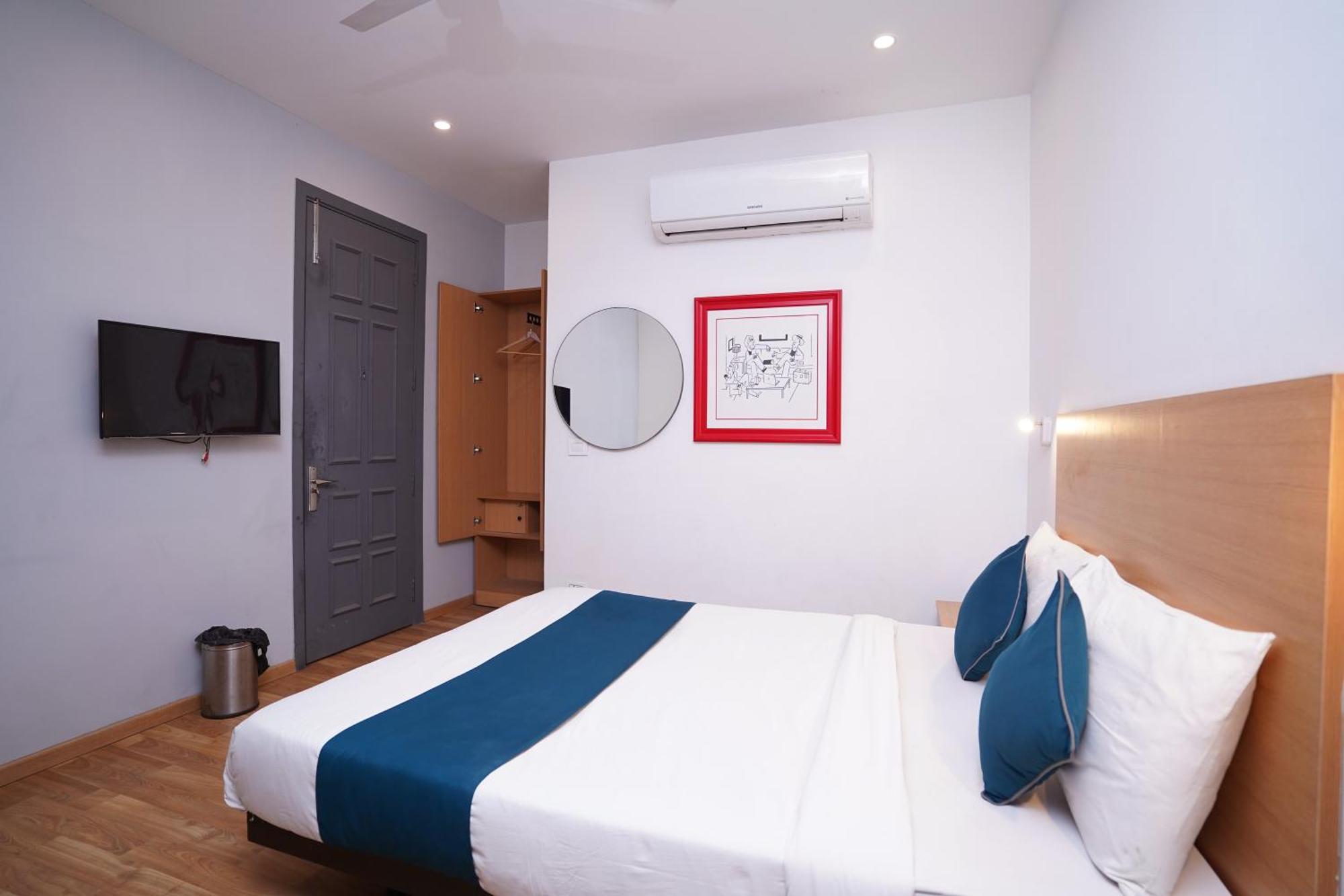 Hotel Mira Residency- Outer Ring Road, Paschim Vihar Делхи Екстериор снимка