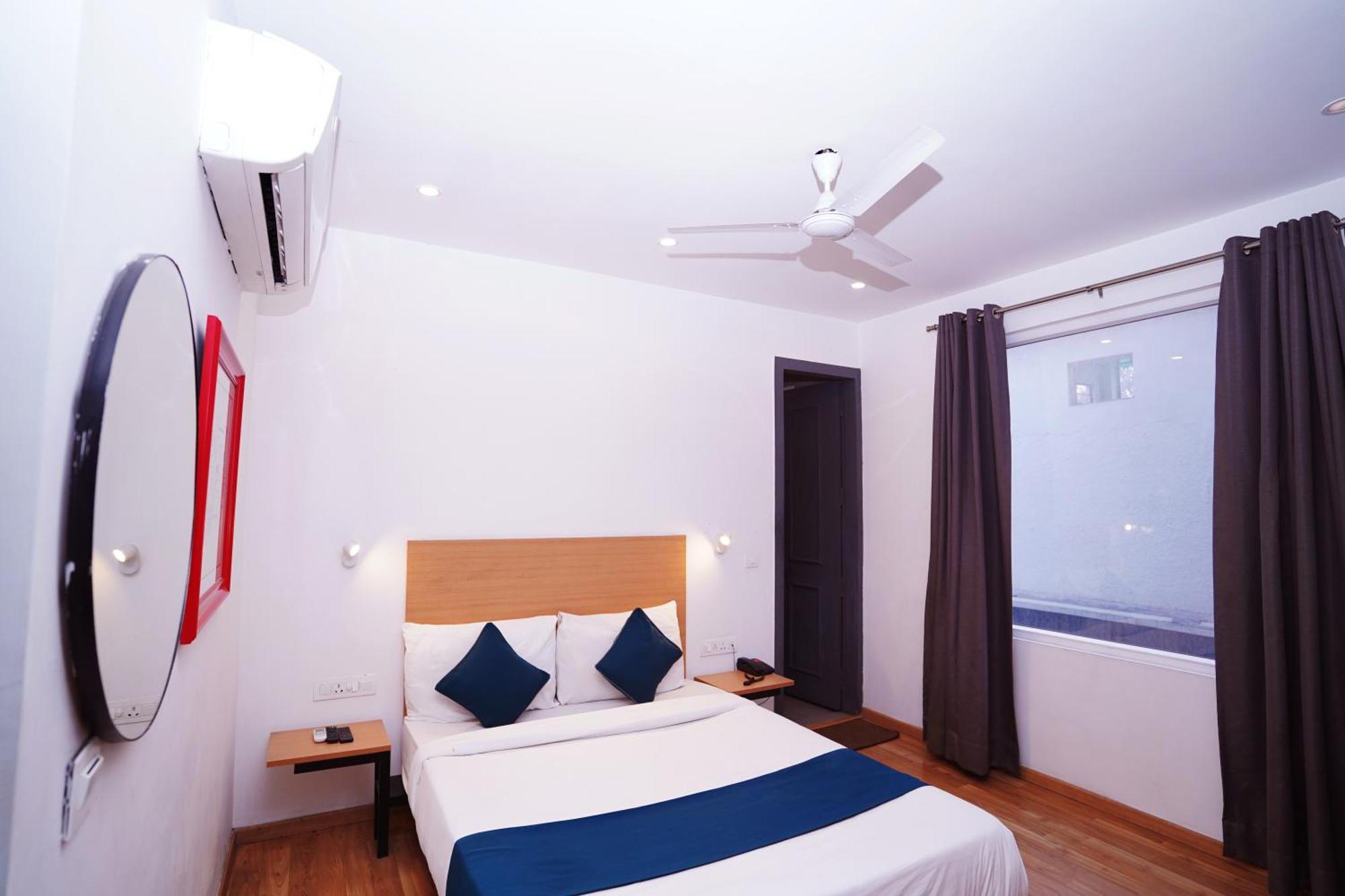 Hotel Mira Residency- Outer Ring Road, Paschim Vihar Делхи Екстериор снимка