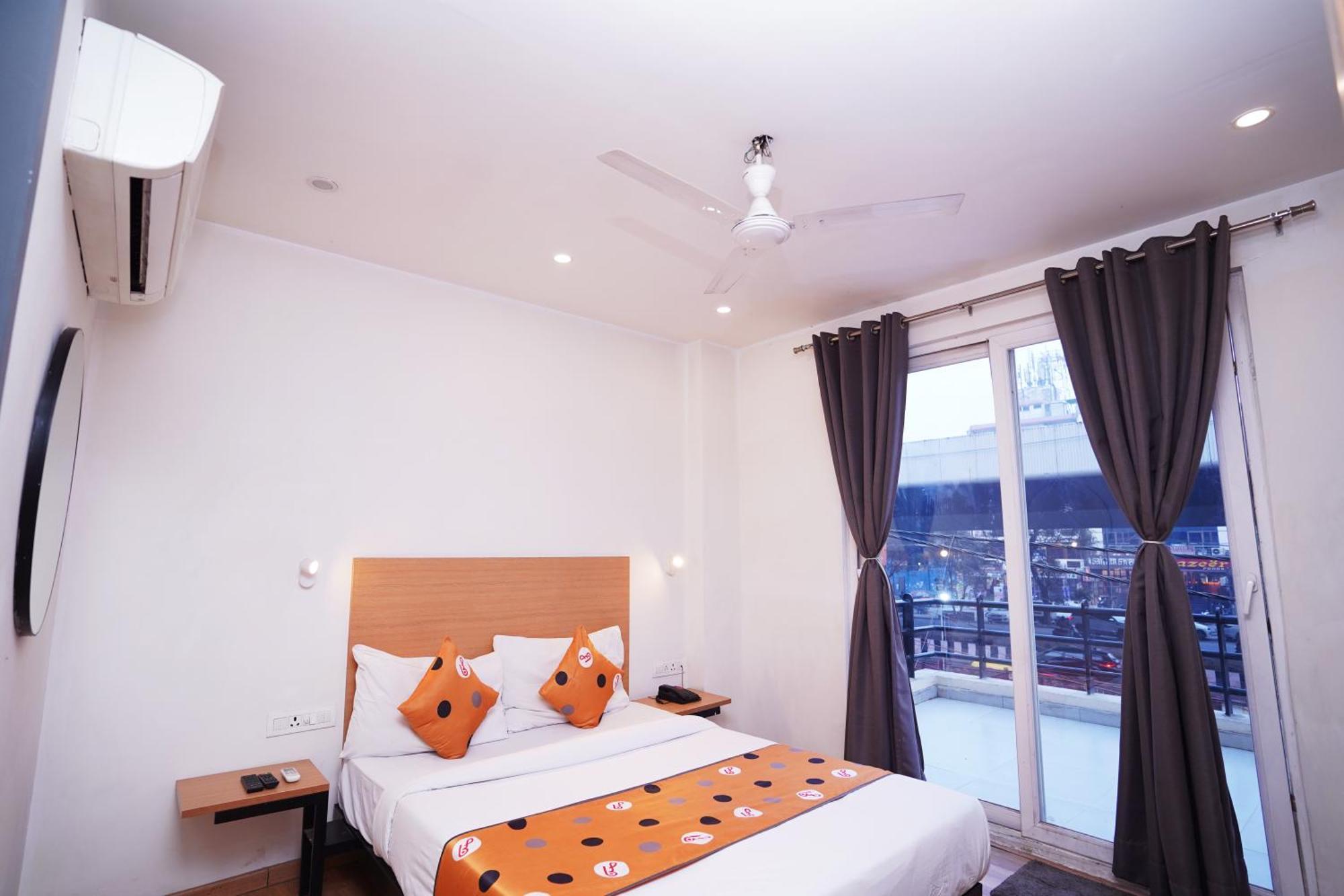 Hotel Mira Residency- Outer Ring Road, Paschim Vihar Делхи Екстериор снимка